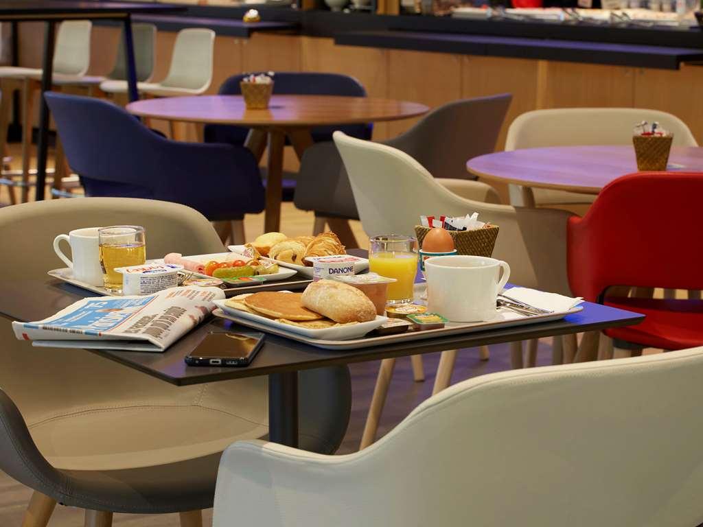 Ibis Archamps Porte De Geneve Étterem fotó